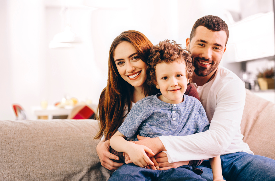 Famiglia che ha scelto la polizza vita come investimento e protezione